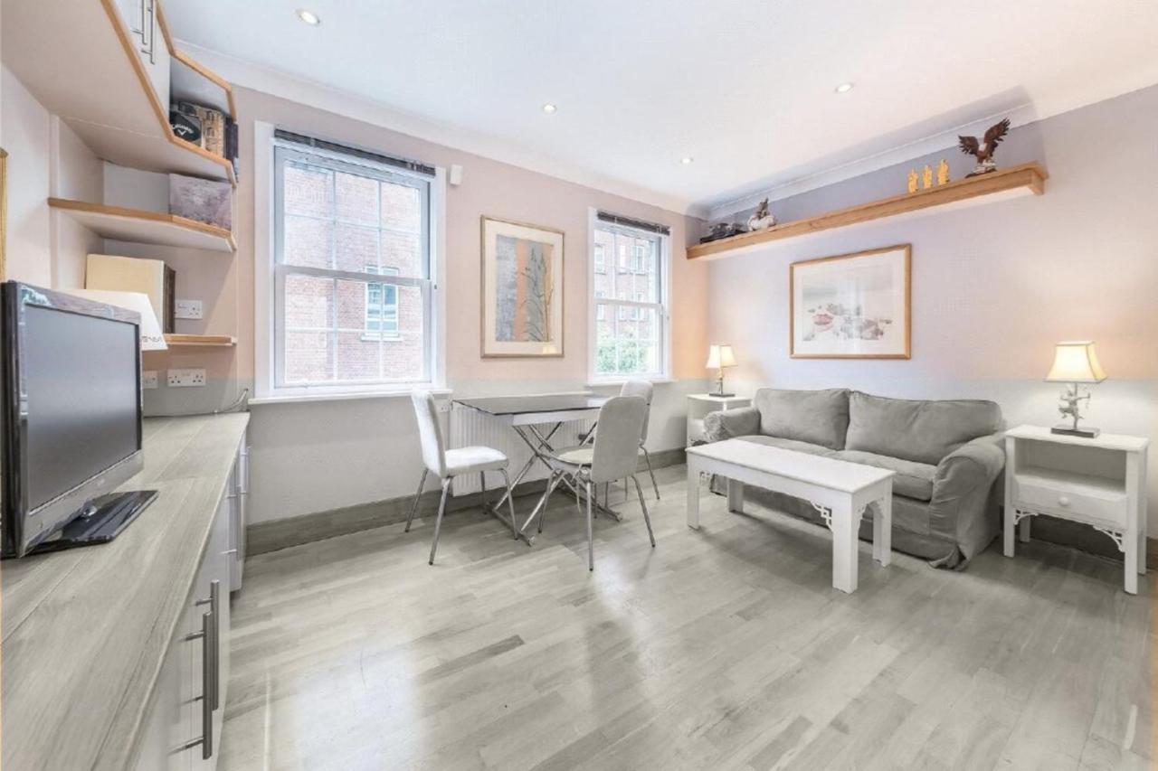Beautiful Spacious 1BD Flat in Victoria Londres Exterior foto