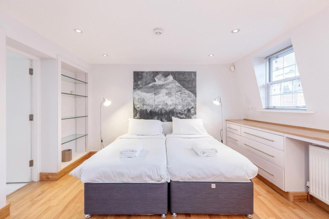 Beautiful Spacious 1BD Flat in Victoria Londres Exterior foto