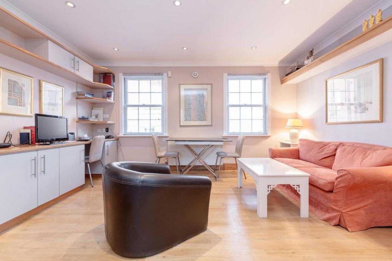 Beautiful Spacious 1BD Flat in Victoria Londres Exterior foto