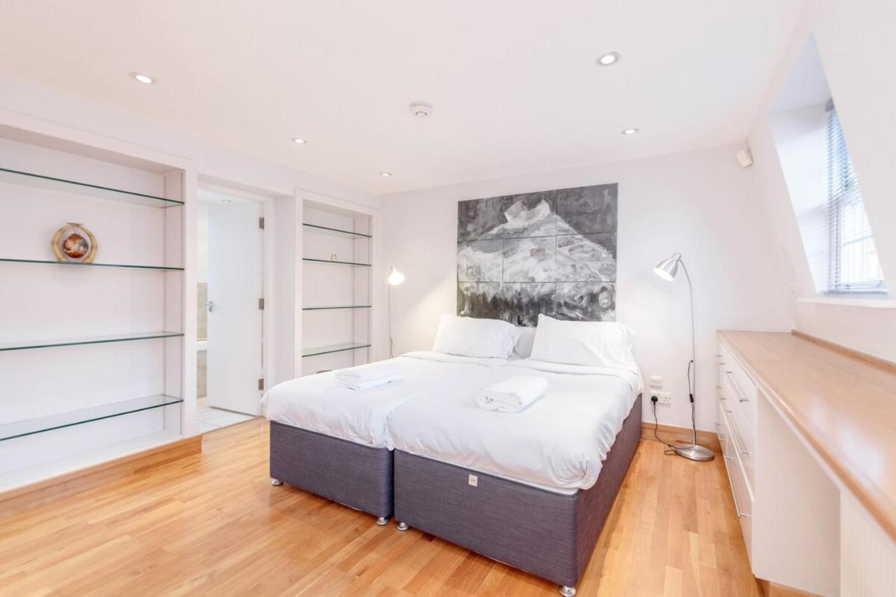 Beautiful Spacious 1BD Flat in Victoria Londres Exterior foto