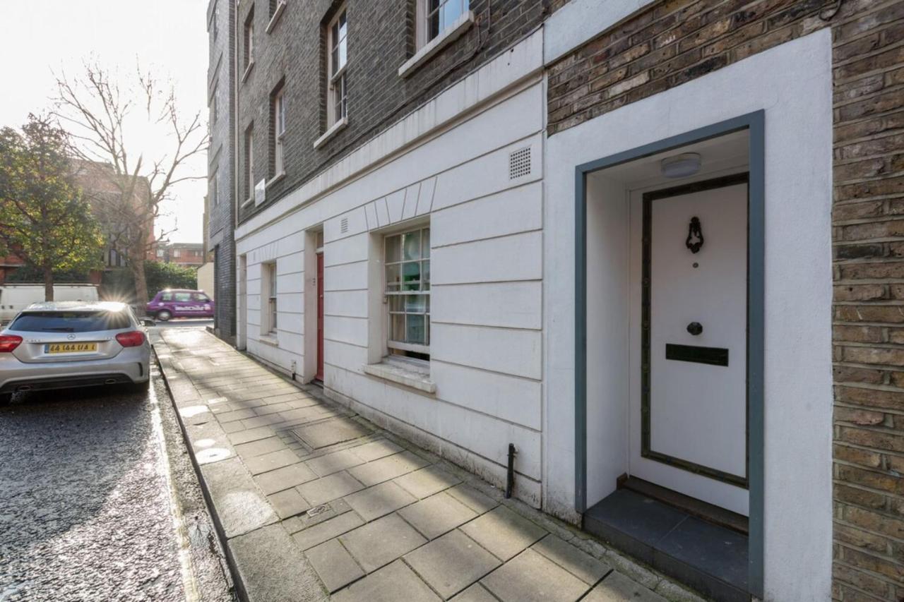 Beautiful Spacious 1BD Flat in Victoria Londres Exterior foto